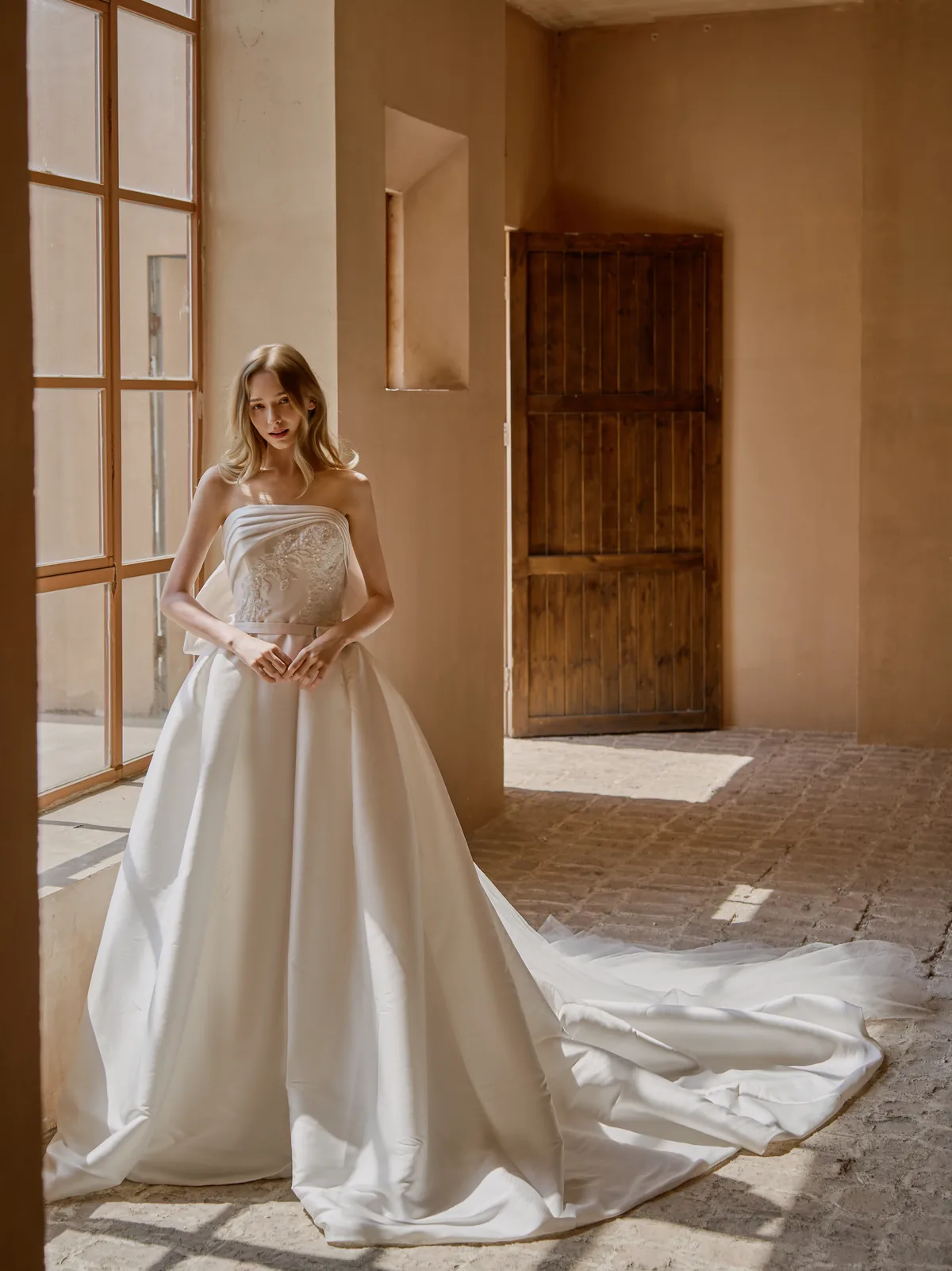 ADELINA DRESS image 02